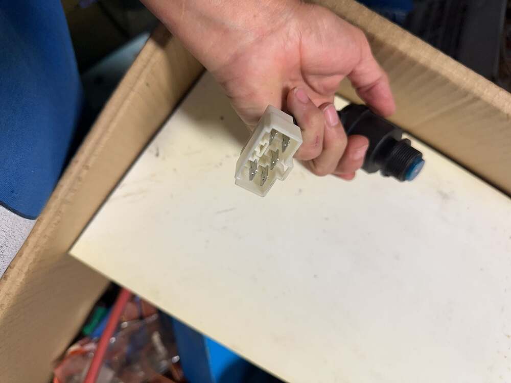 HX-009 Start Switch Ignition Key Assembly - Picture 7 of 7